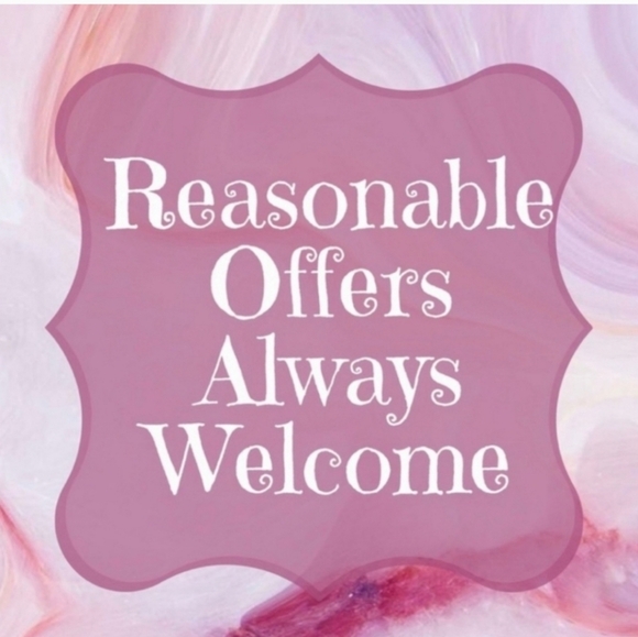 ๐ฟBlack Cherry Vanilla Body Cream & Blue Travel-sized Cosmetic Bag ๐ - Picture 5 of 5